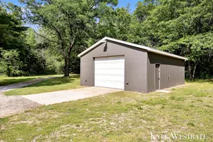 5953 S Newcosta Ave, Newaygo, MI 49337 - Photo 29