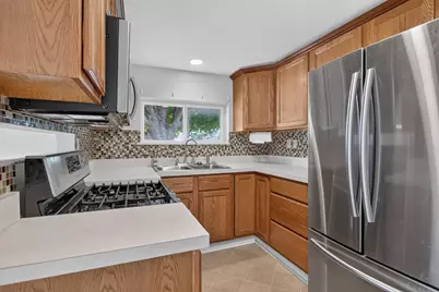 201 Tipperary Street, Michigan Center, MI 49254 - Photo 7