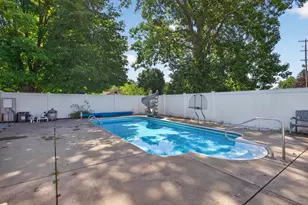 201 Tipperary St, Michigan Center, MI 49254 - Photo 37