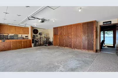 311 E Lake Mitchell Drive, Cadillac, MI 49601 - Photo 31