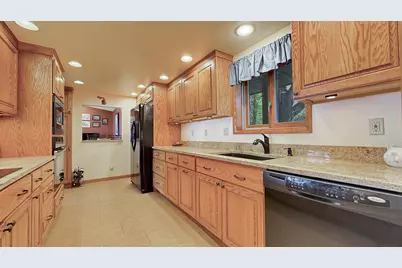 311 E Lake Mitchell Drive, Cadillac, MI 49601 - Photo 23