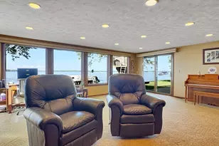 311 E Lake Mitchell Dr, Cadillac, MI 49601 - Photo 9