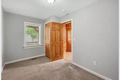 536 E Oakridge Street, Ferndale, MI 48220 - Photo 17