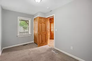 536 E Oakridge St, Ferndale, MI 48220 - Photo 17