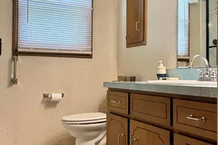896 Andover Ct SE, Grand Rapids, MI 49508 - Photo 11