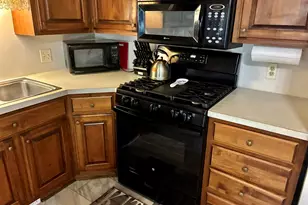 896 Andover Ct SE, Grand Rapids, MI 49508 - Photo 5