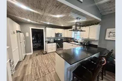 429 S Capital Avenue, Athens, MI 49011 - Photo 5
