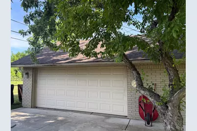 2060 Oakcrest Road, Sterling Heights, MI 48310 - Photo 5