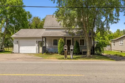 9611 E Newburg Road, Durand, MI 48429 - Photo 1