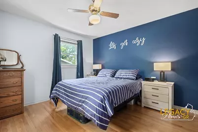 1031 Worcester Drive NE, Grand Rapids, MI 49505 - Photo 17
