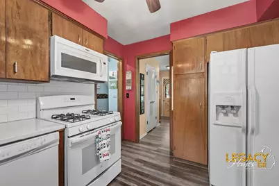 1031 Worcester Drive NE, Grand Rapids, MI 49505 - Photo 15