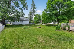 302 Hill St, Jackson, MI 49202 - Photo 41