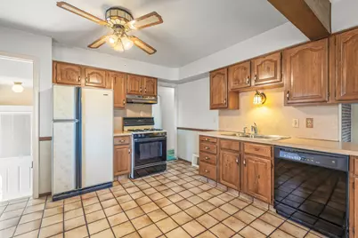 9709 Laurence Avenue, Allen Park, MI 48101 - Photo 7
