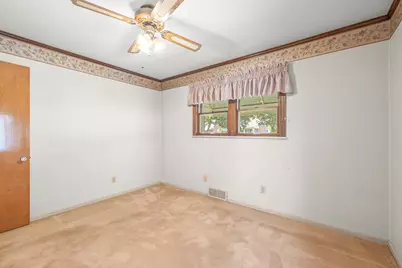 9709 Laurence Avenue, Allen Park, MI 48101 - Photo 13