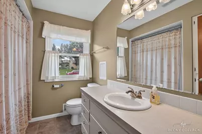 1712 41st Street SW, Wyoming, MI 49519 - Photo 13