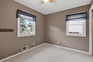 1712 41st St SW, Wyoming, MI 49519 - Photo 15