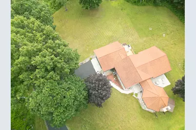 989 McCabe Avenue NE, Ada, MI 49301 - Photo 9