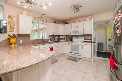 989 McCabe Avenue NE, Ada, MI 49301 - Photo 9
