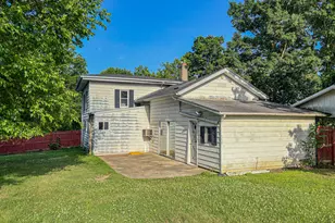 136 Sturgis St, Hubbardston, MI 48845 - Photo 5