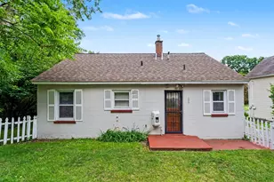 429 Coldbrook St NE, Grand Rapids, MI 49503 - Photo 3
