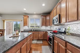 48941 Freestone Dr, Northville, MI 48168 - Photo 13