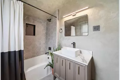 228 N Thompson Street, Jackson, MI 49202 - Photo 19