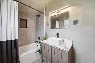 228 N Thompson St, Jackson, MI 49202 - Photo 19
