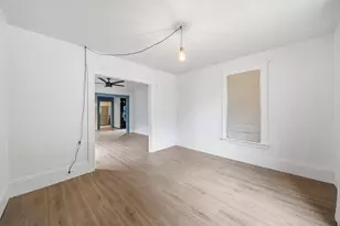 228 N Thompson St, Jackson, MI 49202 - Photo 13