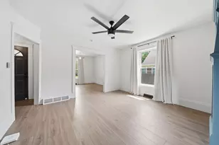 228 N Thompson St, Jackson, MI 49202 - Photo 11