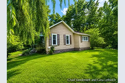 137 Park Avenue, Allegan, MI 49010 - Photo 11