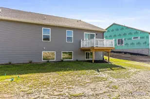 99 Fireside Dr SW, Grand Rapids, MI 49534 - Photo 29