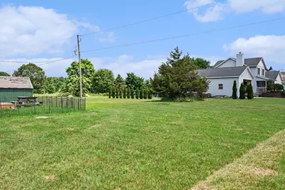 61117 County Road 653, Paw Paw, MI 49079 - Photo 17