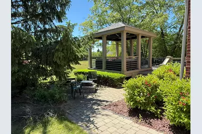 48871 Manhattan Circle, Canton, MI 48188 - Photo 3
