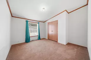310 Grand River Dr, Adrian, MI 49221 - Photo 19