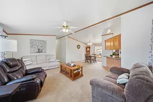 310 Grand River Dr, Adrian, MI 49221 - Photo 7