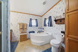 310 Grand River Dr, Adrian, MI 49221 - Photo 27