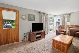 354 Lesada Ave, Shelby, MI 49455 - Photo 5