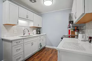 1249 Lakeshore Dr, Muskegon, MI 49441 - Photo 5