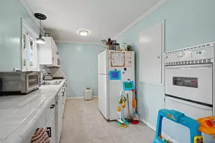 5641 Meredith St, Portage, MI 49002 - Photo 9