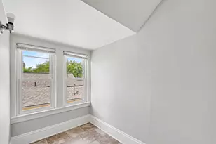 2041 Edgewood Ave NE, Grand Rapids, MI 49505 - Photo 13