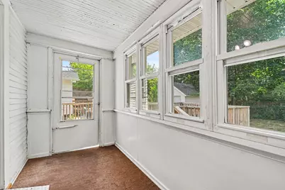 2041 Edgewood Avenue NE, Grand Rapids, MI 49505 - Photo 15