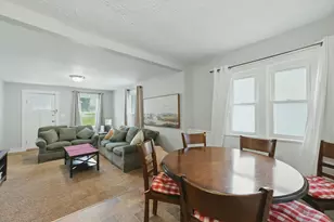 1629 Bristol Ave NW, Grand Rapids, MI 49504 - Photo 9