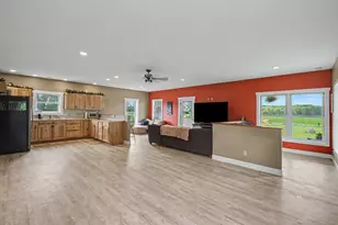 1527 W David Hwy, Ionia, MI 48846 - Photo 7