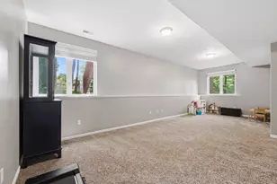 9860 Chambray St, Portage, MI 49002 - Photo 31