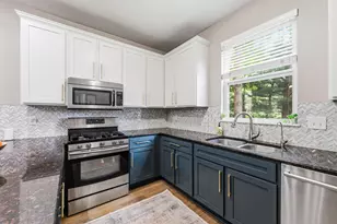 9860 Chambray St, Portage, MI 49002 - Photo 5