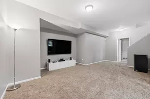 9860 Chambray St, Portage, MI 49002 - Photo 29
