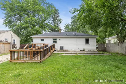 1552 41st Street SW, Wyoming, MI 49509 - Photo 5