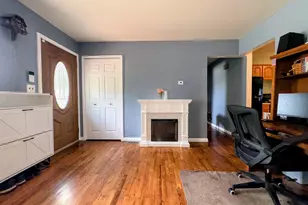 1577 S Dowling St, Westland, MI 48186 - Photo 11