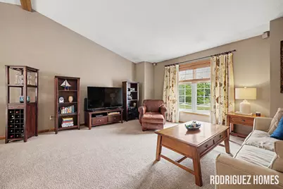 2007 Sandrel Drive NE, Grand Rapids, MI 49505 - Photo 3
