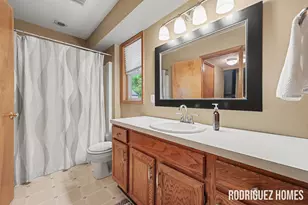 2007 Sandrel Dr NE, Grand Rapids, MI 49505 - Photo 21